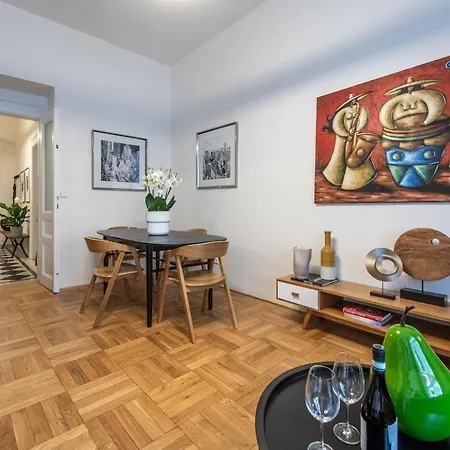 Apartamento Stylish Renovated *